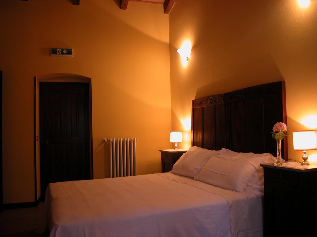 Agriturismo Casa Garello Саличе Терме Стая снимка